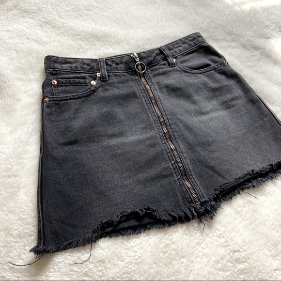 Free People Black Denim Mini Skirt Size 25 - Picture 6 of 13